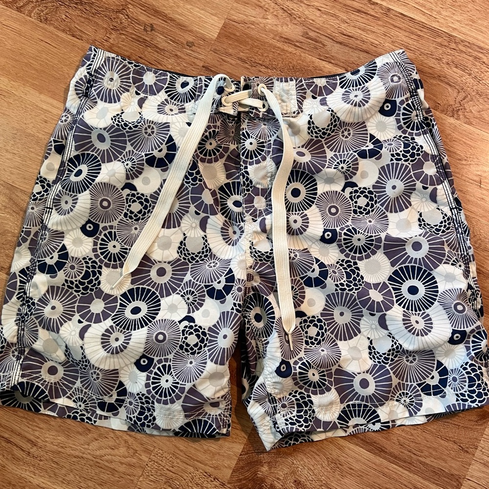 Reyn spooner board shorts good condition size 32